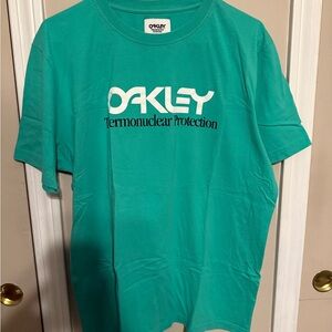 Oakley Men's Teal T-Shirt